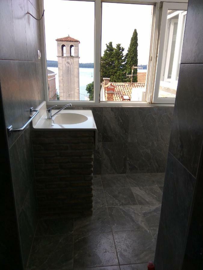 Mediteranian Dream Apartment Пула Екстериор снимка